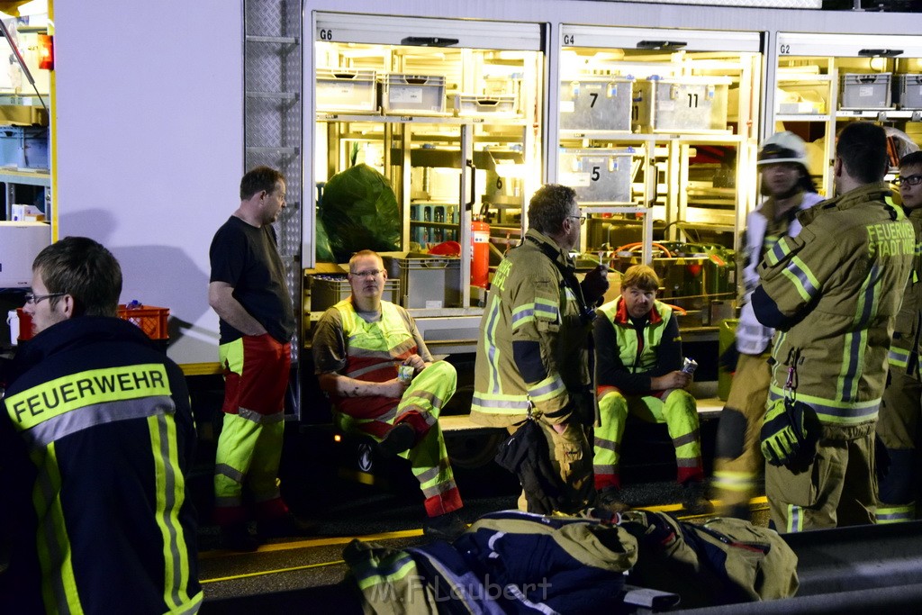 VU Gefahrgut LKW umgestuerzt A 4 Rich Koeln Hoehe AS Gummersbach P632.JPG - Miklos Laubert